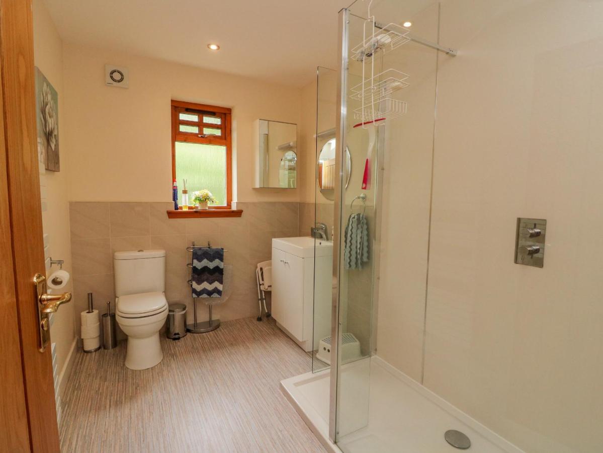 Thistle Dhu Newtonmore Exterior photo
