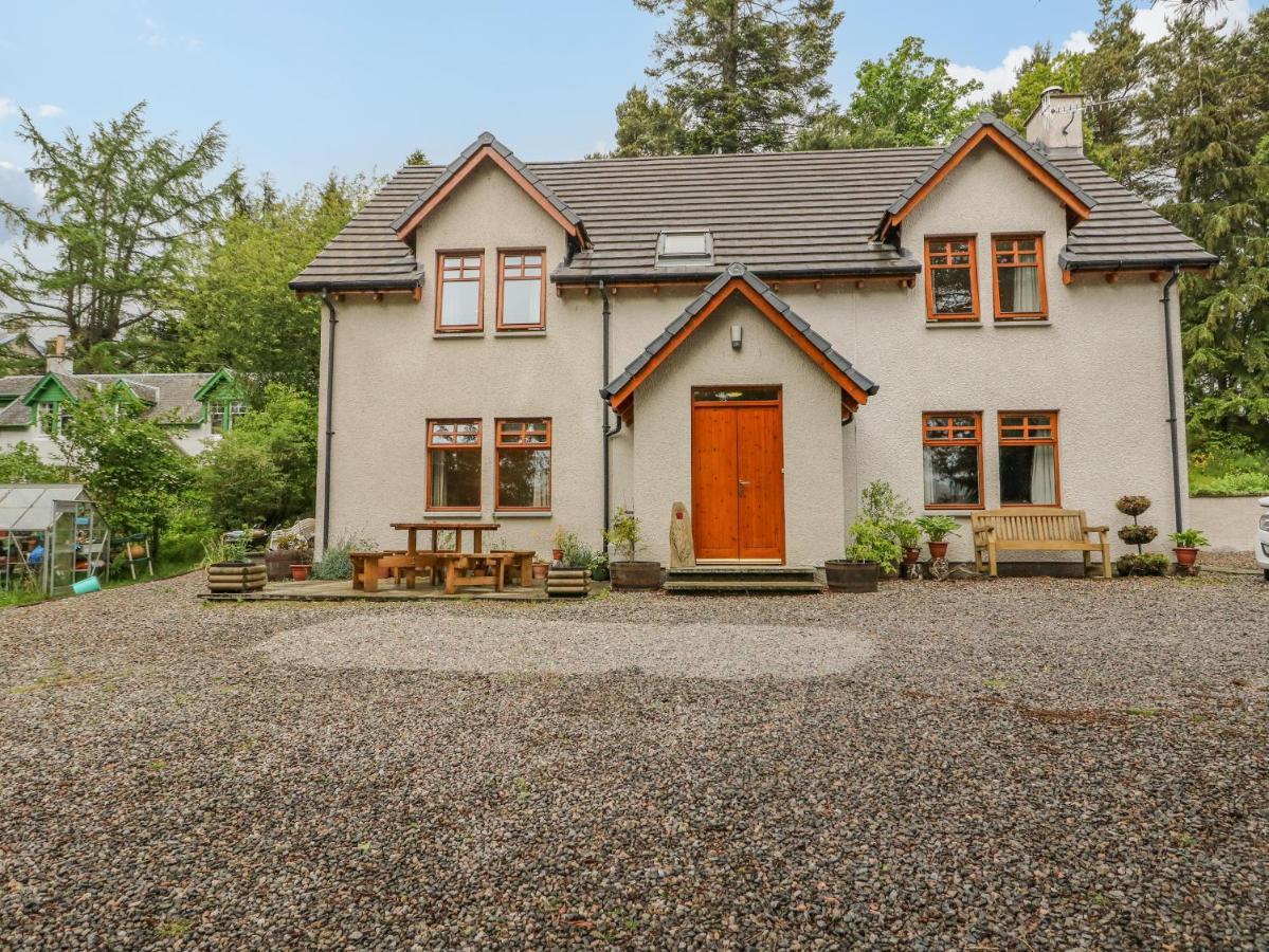 Thistle Dhu Newtonmore Exterior photo
